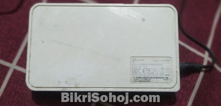 8 Port Network Switch (tp-link TL-SF1008D)